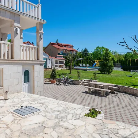 4 Bedroom Stunning In