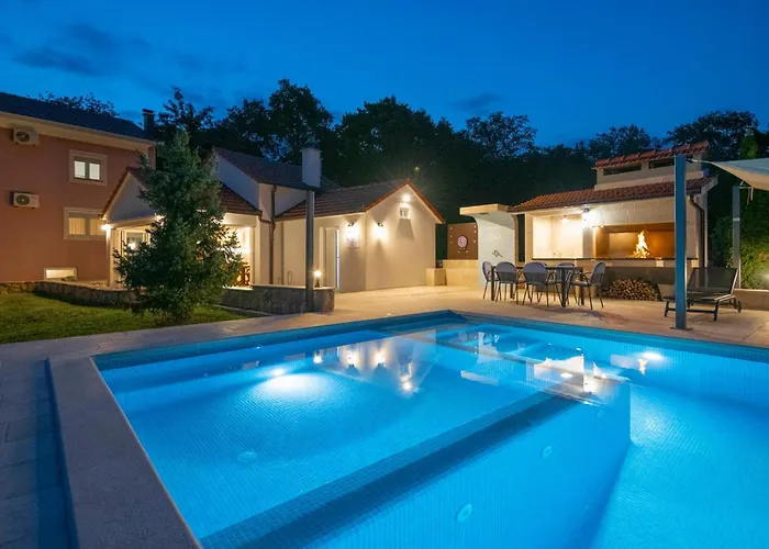 4 Bedroom Stunning In 度假居 *