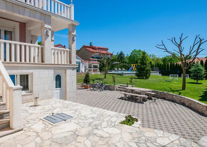 4 Bedroom Stunning In